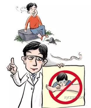 女子不幸遭蛇咬，急救知识刻不容缓💔